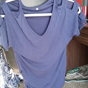 Blue T-shirt Open shoulders
